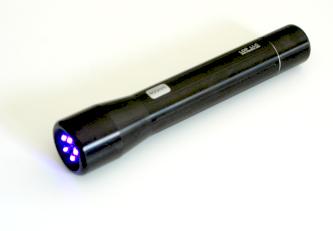 5LED405: 5 LED 405nm 2-AA Machined Flashlight